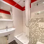 - Haus L, App 0l0606