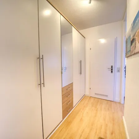 - Haus L, App 0l0606 Appartamento *